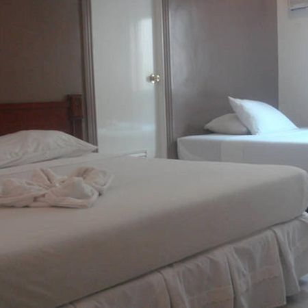 Balibago Villa Hotel Анхелес Екстериор снимка