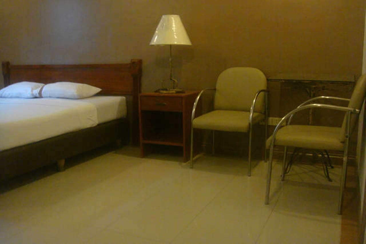 Balibago Villa Hotel Анхелес Екстериор снимка