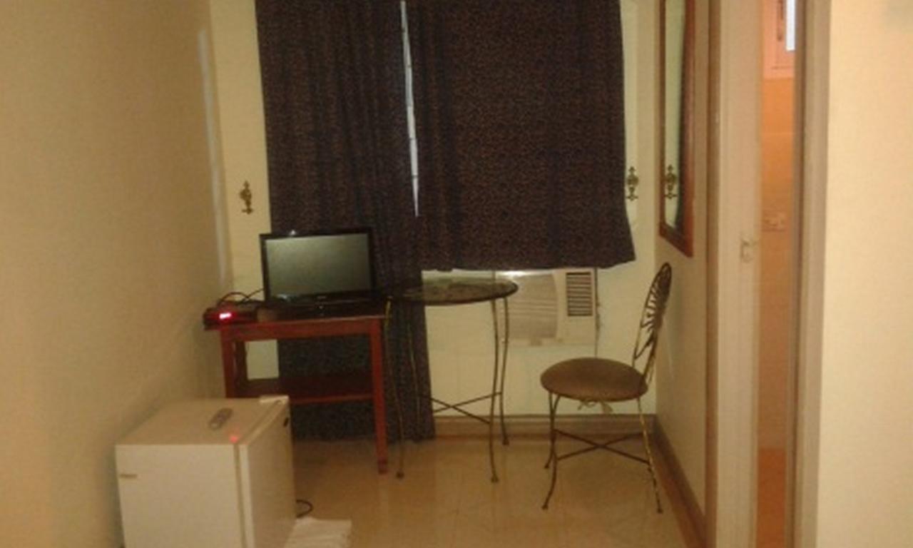 Balibago Villa Hotel Анхелес Екстериор снимка