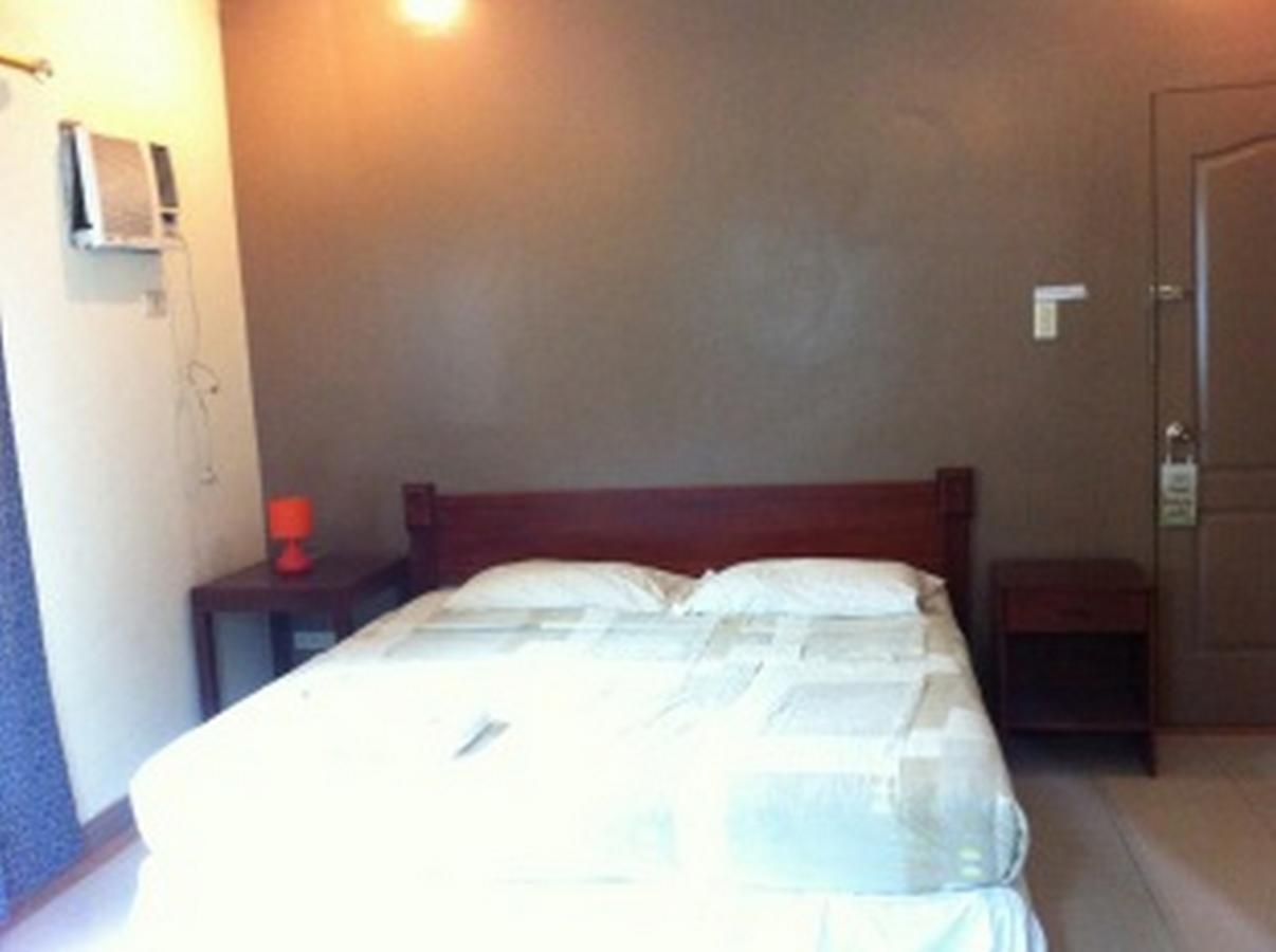 Balibago Villa Hotel Анхелес Екстериор снимка